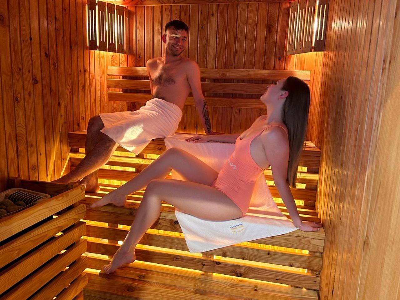 Romantik Spa Hotel Yaremche Bagian luar foto