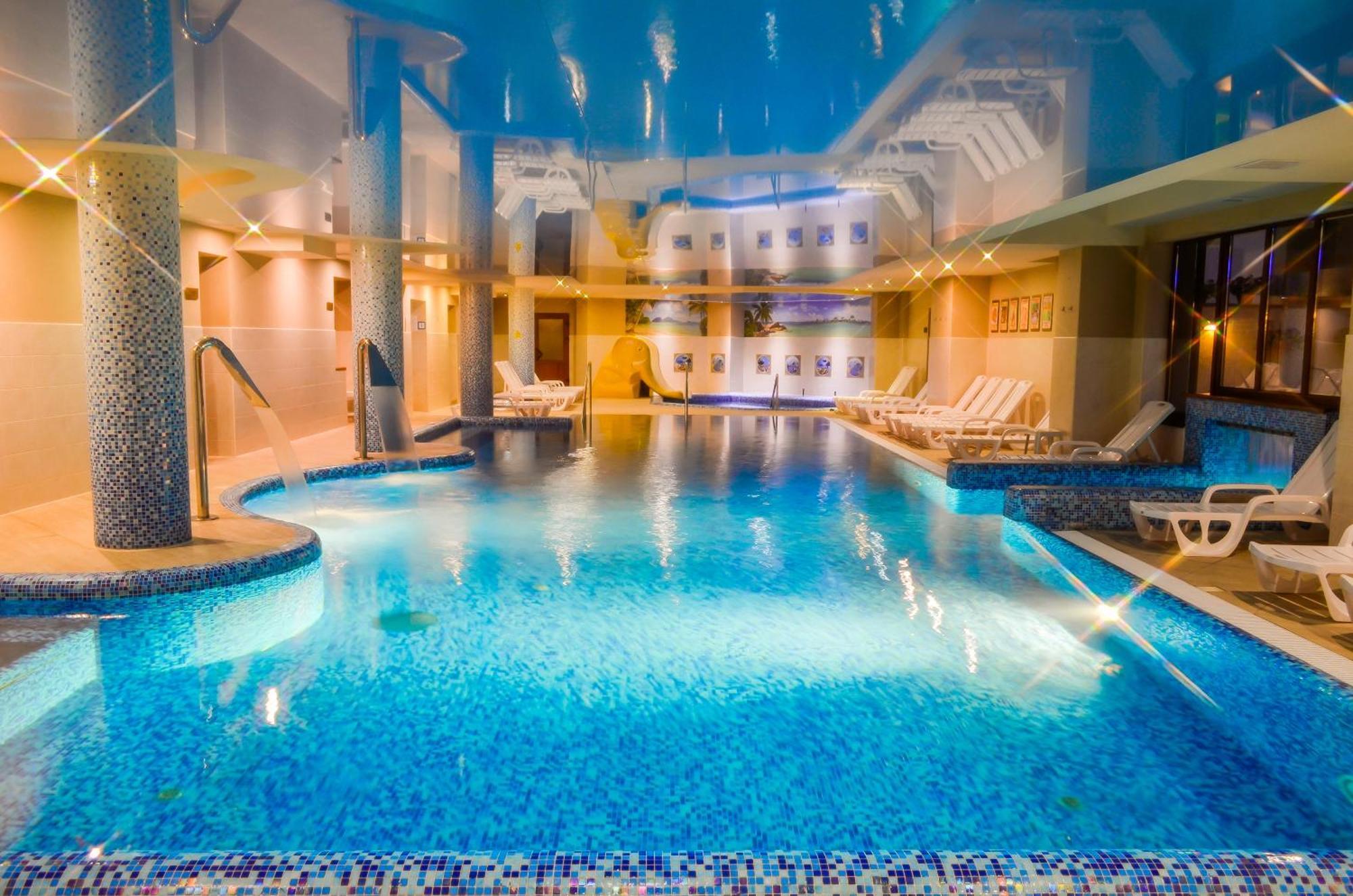 Romantik Spa Hotel Yaremche Bagian luar foto